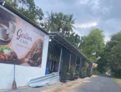 Bahu Jalan Raya Dungkek di Buat Kepentingan Pribadinya Sendiri