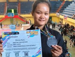 Adelia Dwi Cahya Anggraini Siswi SMPN 1 Glagah Tembus Podium The Sunrise of Java Silat Championship 1