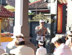 Hari Raya Galungan dan Kuningan, Kapolresta Banyuwangi Bersama Umat Hindu Rajut Kerukunan